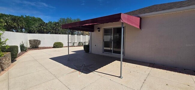 Foto del edificio - 628 Dominguez Dr