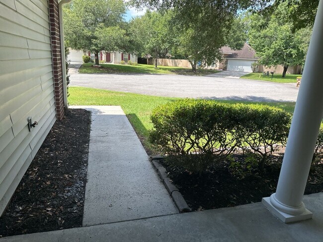 Building Photo - 4 Silverton Court in Pooler