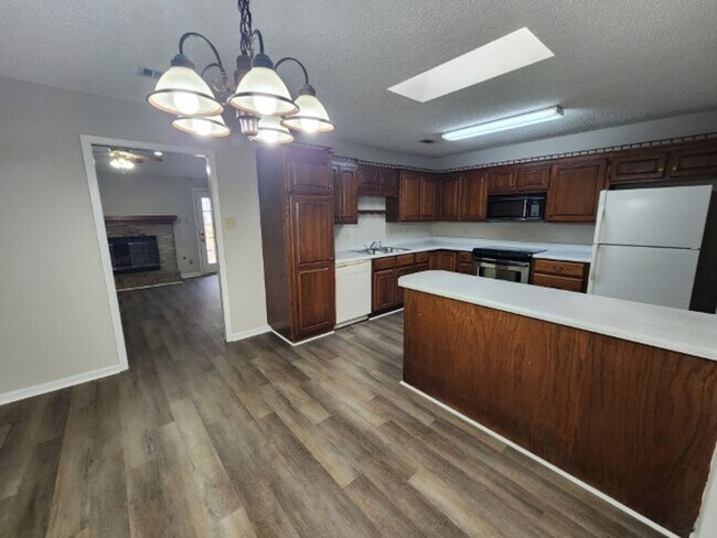 Foto del edificio - 15 Honey Locust Ct