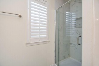 Building Photo - 13646 Garden Grove Ct