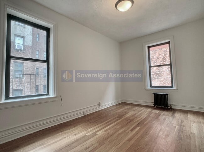 Foto del edificio - 615 Fort Washington Ave