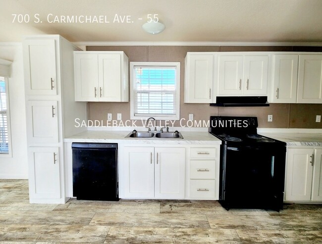 Foto del edificio - 700 S Carmichael Ave