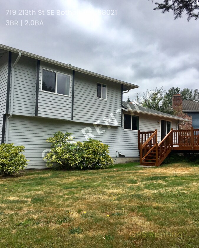 Primary Photo - 719 213th St SE