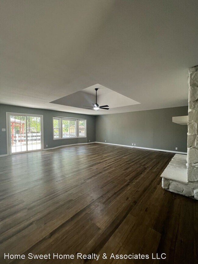 Building Photo - 3 br, 2 bath House - 514 N Hightower Ave