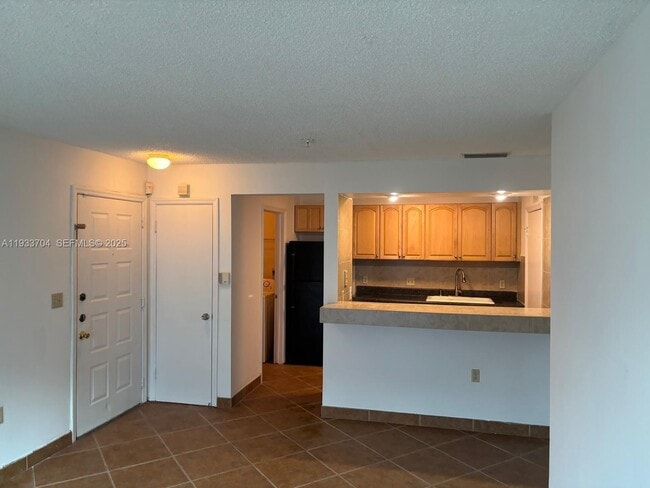 Building Photo - 2319 N Congress Ave