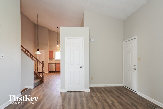Foto del edificio - 791 Clydesdale Ln