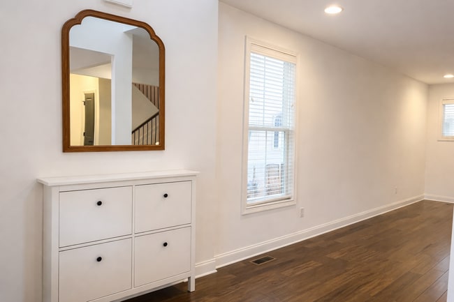 Photo - 1913 Covington Dr House