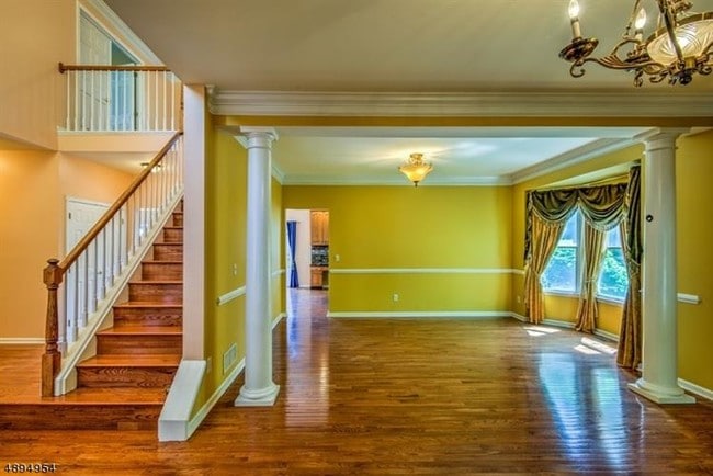 Building Photo - 38 Vanderveer Dr
