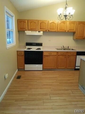 Foto del edificio - 9578 Clarecastle Path