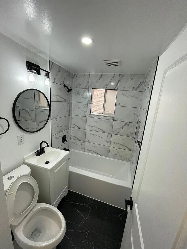 Foto del edificio - 1509 Rockland Ave