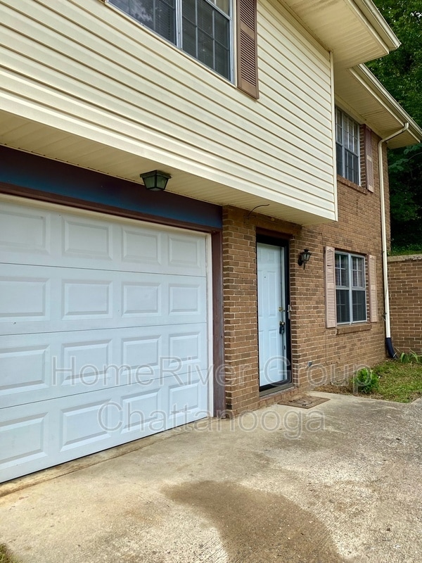 Building Photo - 7181 Holland Ln