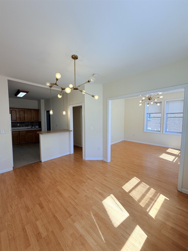 Building Photo - 103 Westover Pl