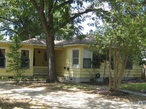 Building Photo - 5712 Chesterfield Ave