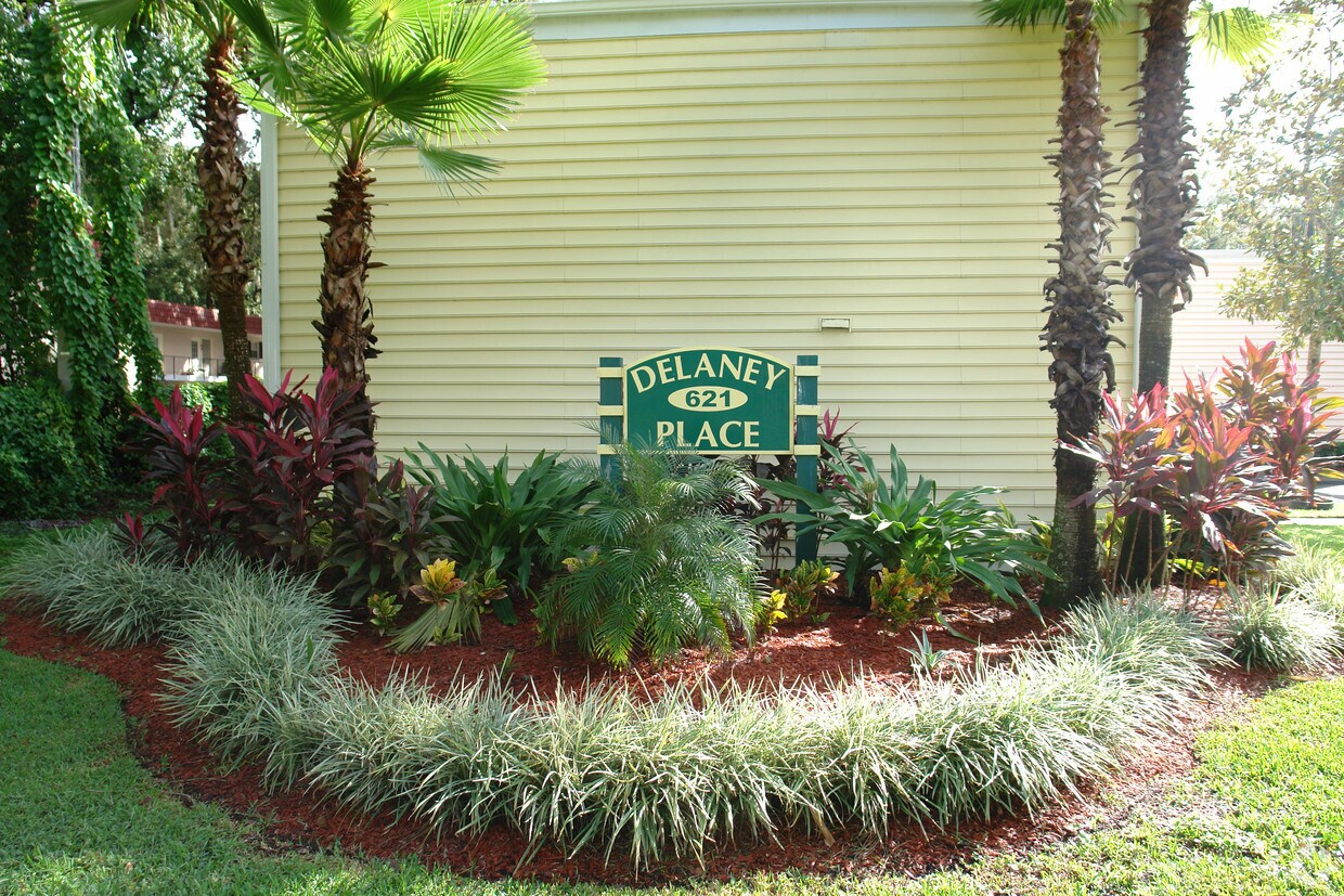 Foto del edificio - Hideaway Delaney Apartments