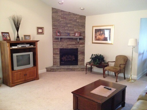Foto del edificio - 4BR/2BA Knoxville One-level home; 10 miles from UT Hospital