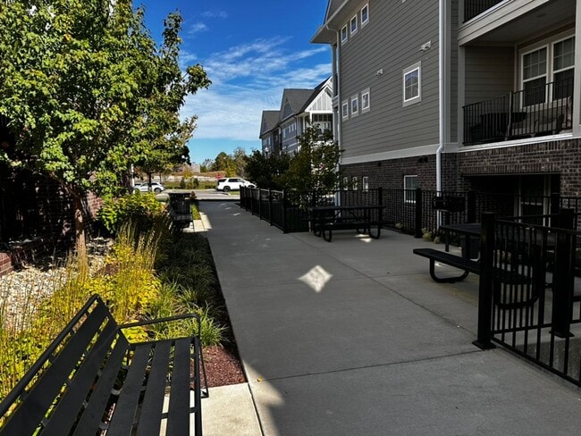 Foto del edificio - Shadow Green Neighborhood in Franklin