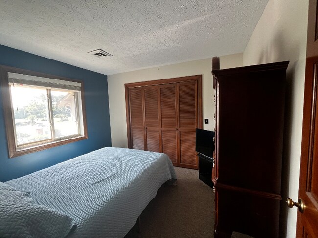 Foto del edificio - 3015 Old Bryan Dr