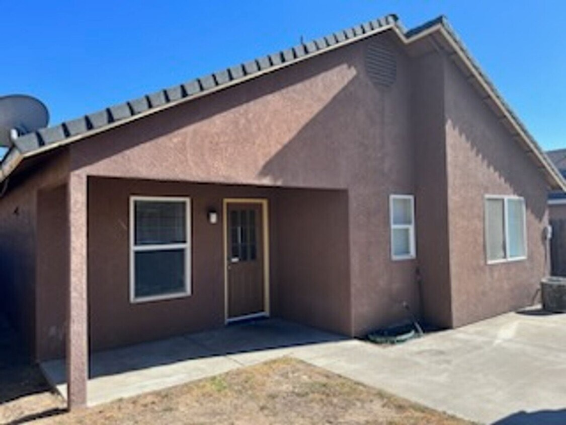 713 Vista Del Rey Dr, Atwater, CA 95301 House Rental in Atwater, CA