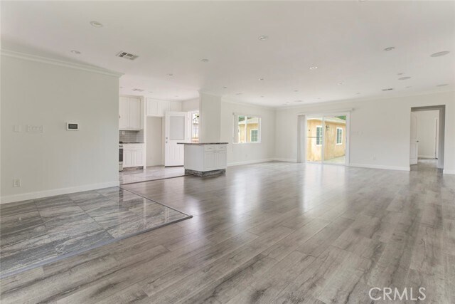 Foto del edificio - 6863 Yarmouth Ave