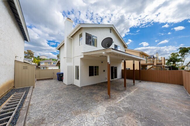 Foto del edificio - 7951 Tinaja Ln