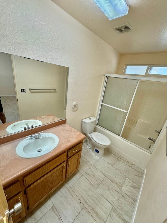 Building Photo - Your new home is here! Enjoy the charm of ...