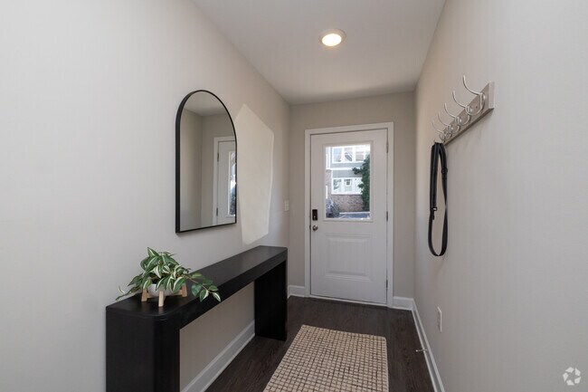 4 habitaciones, 4,5 baños - 3000 pies cuadrados - Entrada - The Ridge Clemson