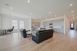 Building Photo - 2430 Dewford Fls Dr