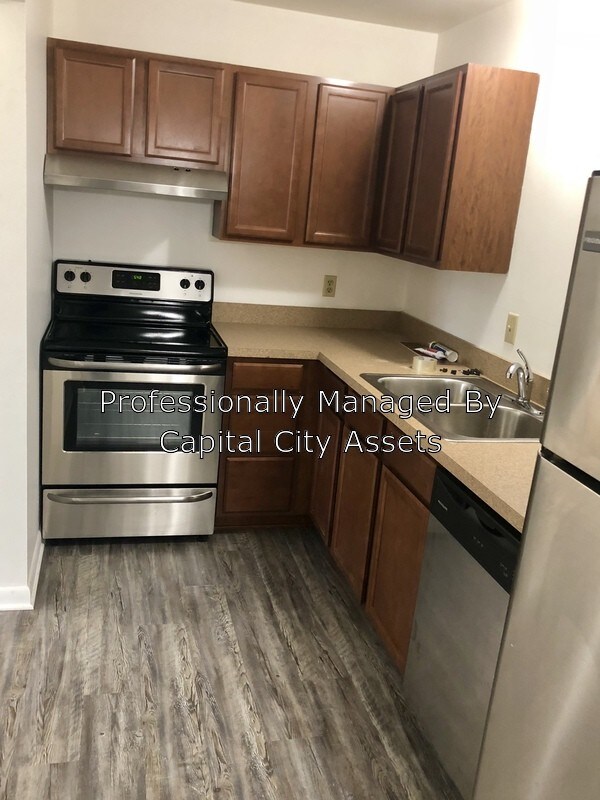 Foto del edificio - 4425 S Hull Rd