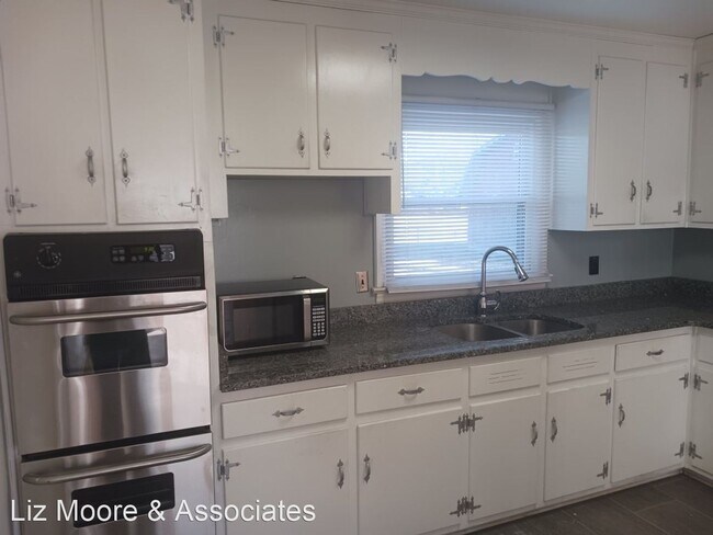 Building Photo - 3 br, 1.5 bath House - 29 Rumson Avenue
