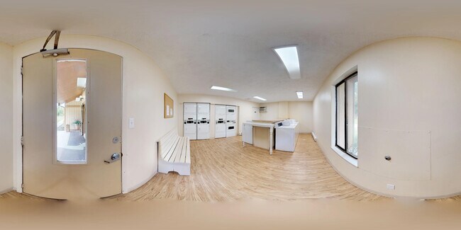 Building Photo - Forrest Bluff Apartments