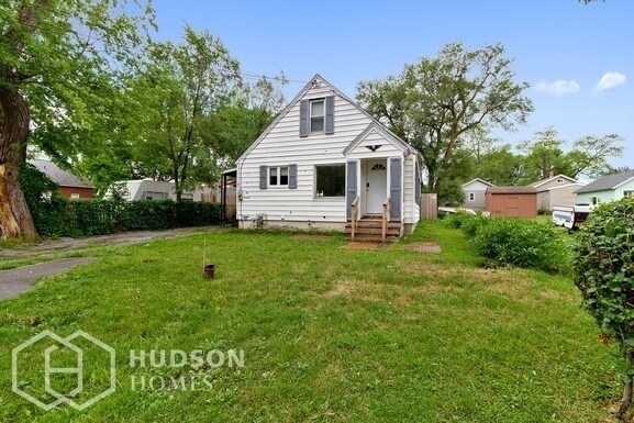 Primary Photo - 213 Ridge Ave