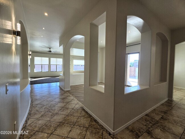 Foto del edificio - 7291 W Basie Ct