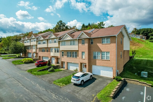 Building Photo - Pleasant View Estates