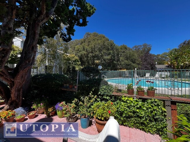 Foto del edificio - Bright Natural Lighting 3-Bedroom, 2 Bathr...