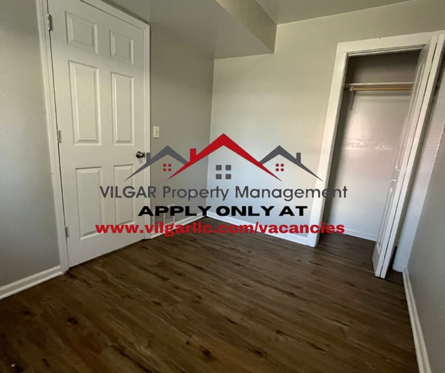 Building Photo - 3930 McCook Ave