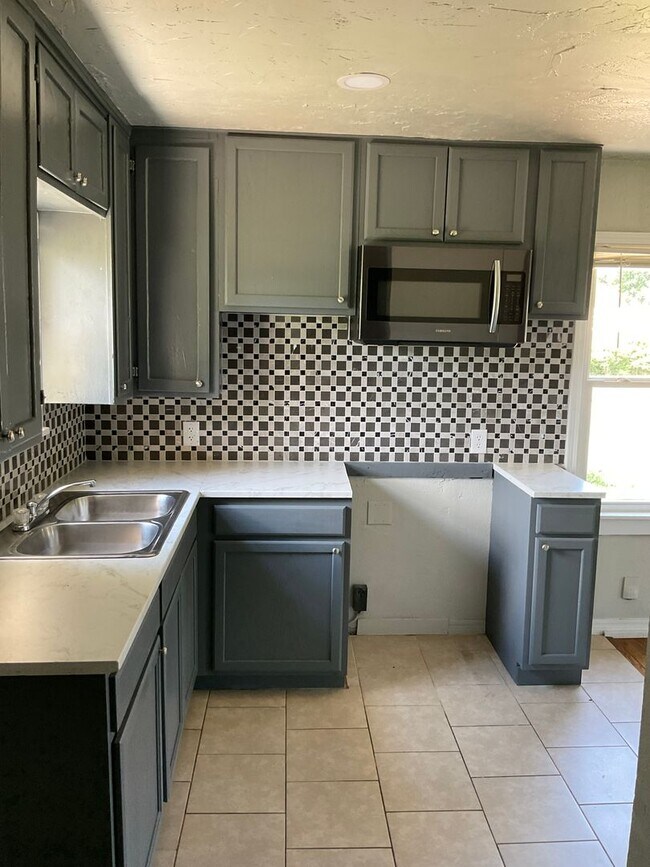 Photo - Move in ready 3 bedroom home