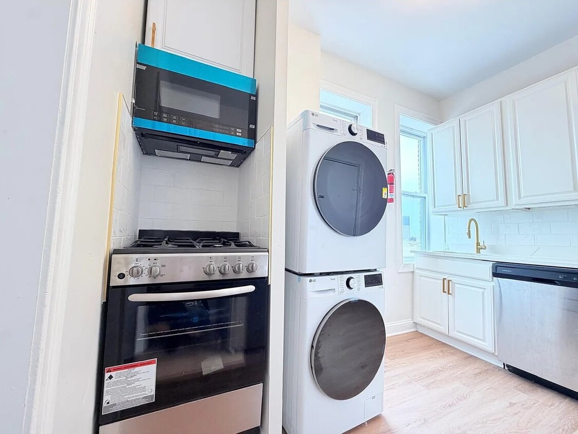 Photo - 5111 Palisade Ave (West New York, NJ)