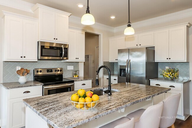 Foto del edificio - 6053 Bakerville Ln