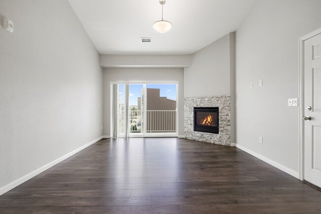 Building Photo - Spacious 3 bedroom in gated community