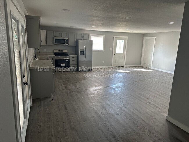 Foto del edificio - 12588 Kentucky Rd