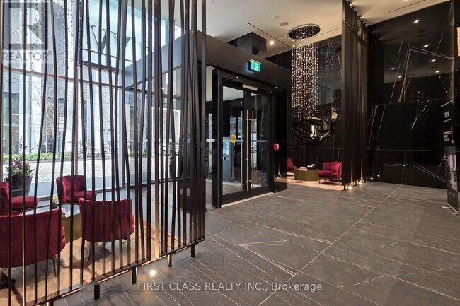 Photo du bâtiment - 11 Yorkville Ave