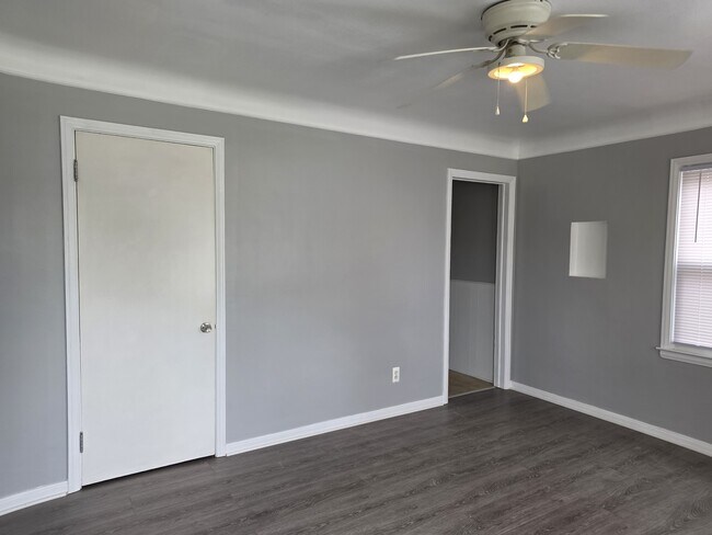 Foto del edificio - 26051 Alger St