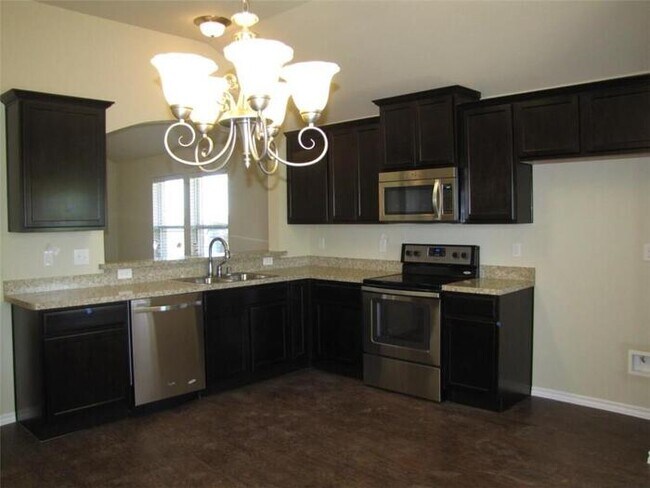 Foto del edificio - 3/2/2 Treaty Oaks! Great property Just in ...