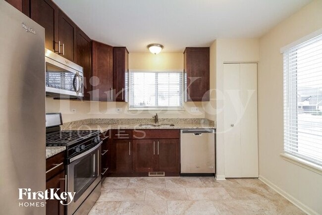 Building Photo - 3023 Impressions Dr