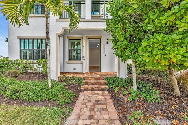 Building Photo - 11541 SW 15th Ave