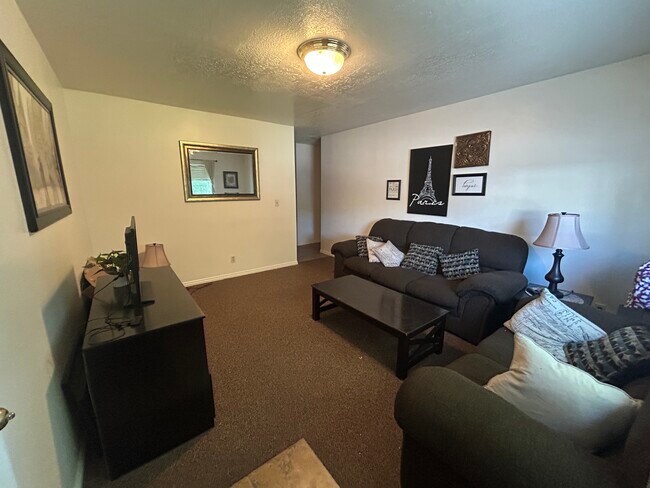 Foto del edificio - Nottingham Apartments