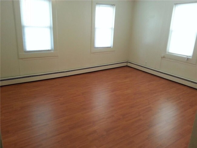 Foto del edificio - 220 Washington St