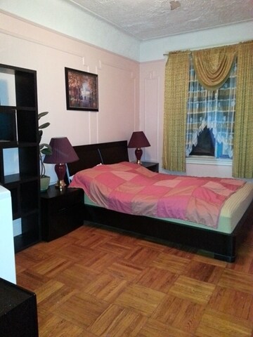 Bedroom - 129 Oceanview Ave