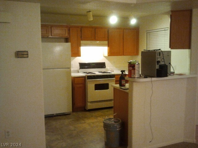 Building Photo - 4555 E Sahara Ave