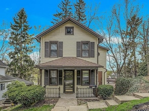 Building Photo - 213 Colburn Ave